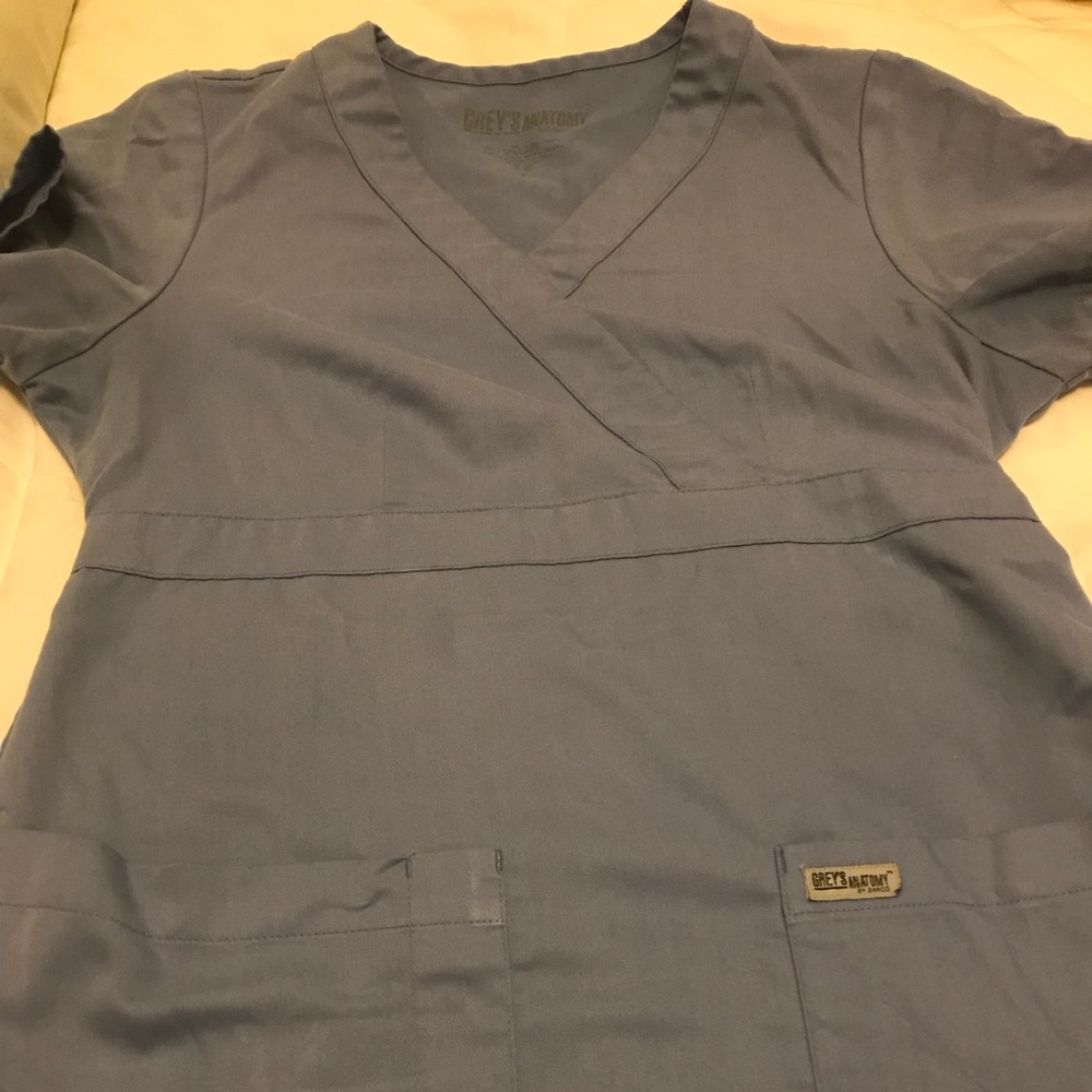 Worn few times! Greys Anatomy Top Scrubs